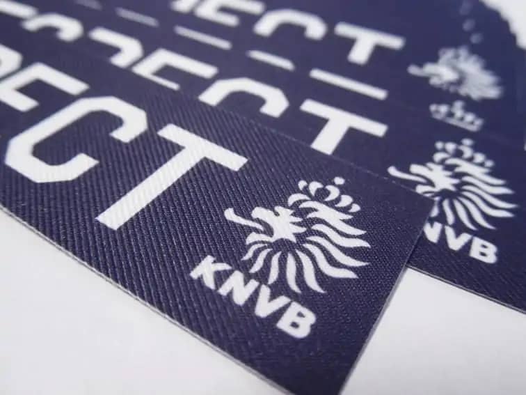 KNVB RESPECT Sublimatie Badge gesublimeerde patch De Borduurshop BV Bedrukken Borduren Badges patches Kleding Textiel